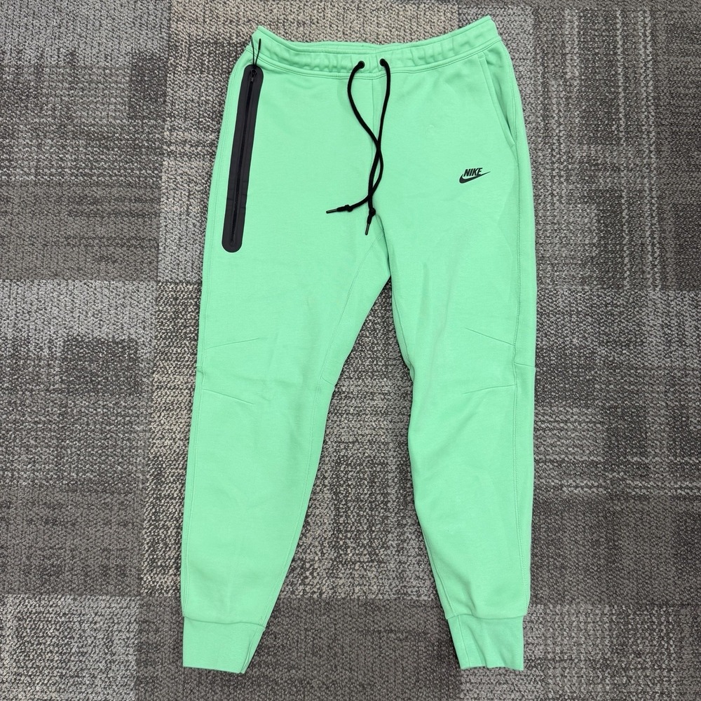 NIKE SPORTSWEAR TECH FLEECE Joggers GREEN BRIGHT MEN'S Large FB8002-363